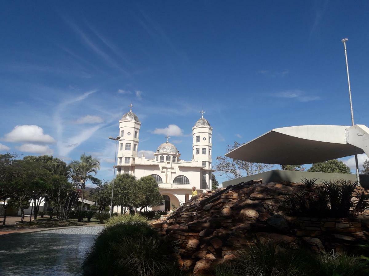 Pouso Calixtrato Villa São João Batista do Glória Exterior foto